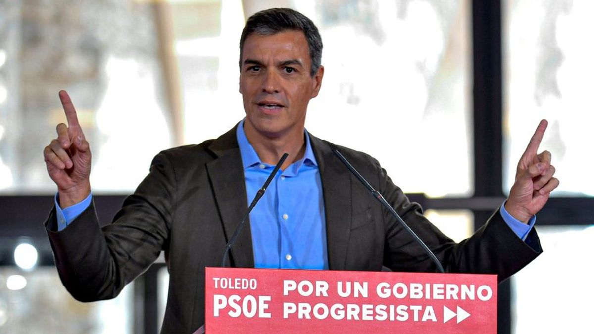 Sánchez exhibe la unidad del PSOE ante el "riesgo cierto" de elecciones con un mitin en Toledo