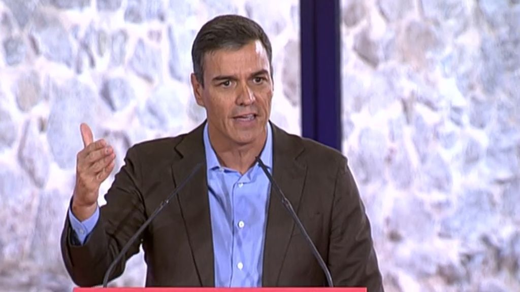 Sánchez exhibe la unidad del PSOE ante el "riesgo cierto" de elecciones con un mitin en Toledo