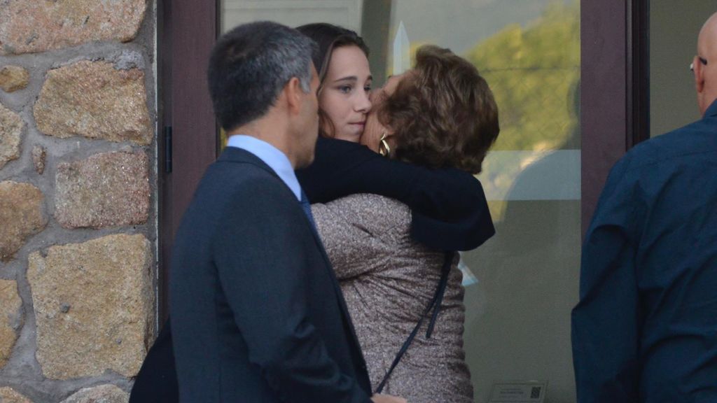 Familia y amigos despiden a Blanca Fernández Ochoa en un multitudinario último adiós en Cercedilla