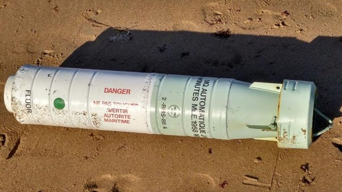 Detonan un artefacto explosivo hallado en una playa de Cantabria