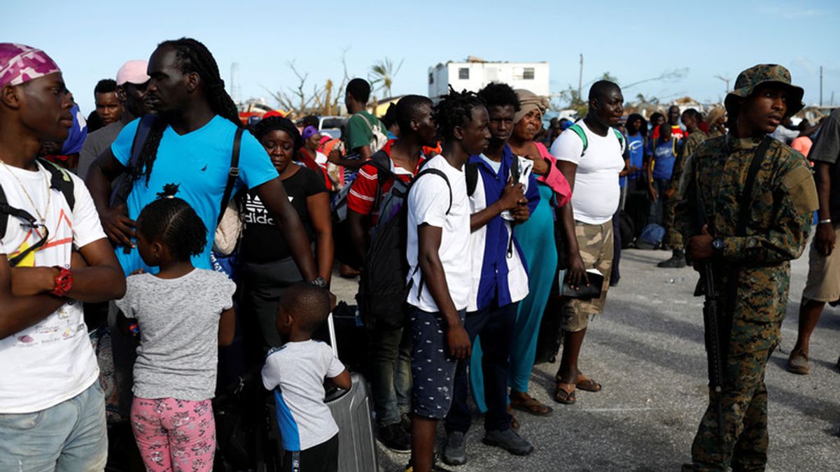 Las consecuencias del huracán Dorian en Bahamas: Más de 70.000 personas en la calle