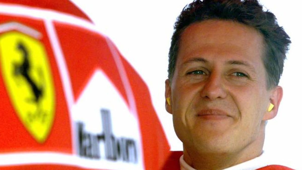 El expiloto Michael Schumacher, trasladado a París para recibir un tratamiento experimental