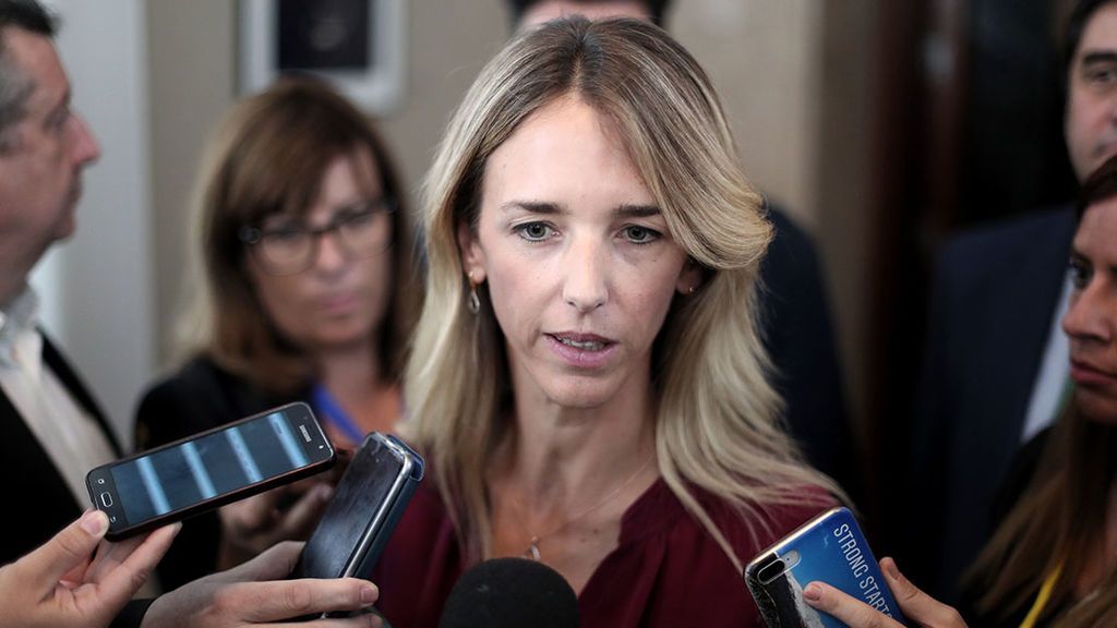 El PP ofrece a los socialistas críticos con Sánchez entrar en España Suma para derrotarle en las urnas El PP ofrece a los socialistas críticos con Sánchez entrar en España Suma para derrotarle en las urnas