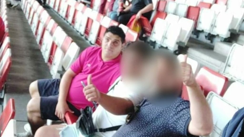 El tío del joven muerto tras el partido de España: “Se fue al estadio y nos lo devolvieron en una caja”