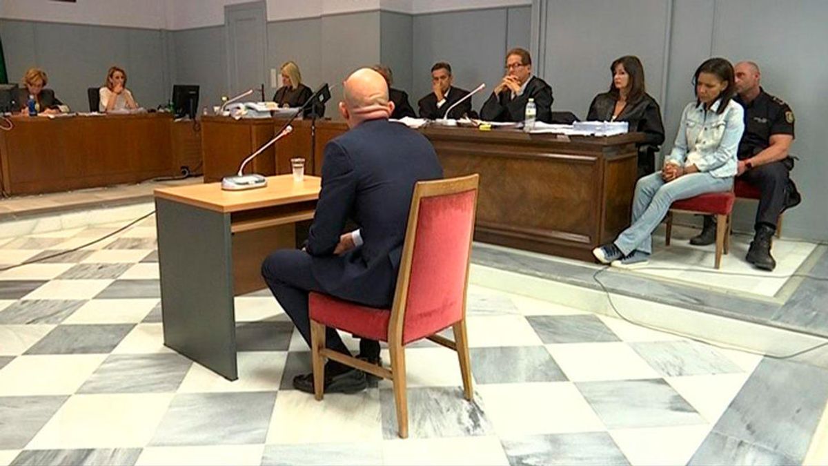 Un policía local: "Sospeché de Ana Julia desde un principio" Un policía local: "Sospeché de Ana Julia desde un principio"