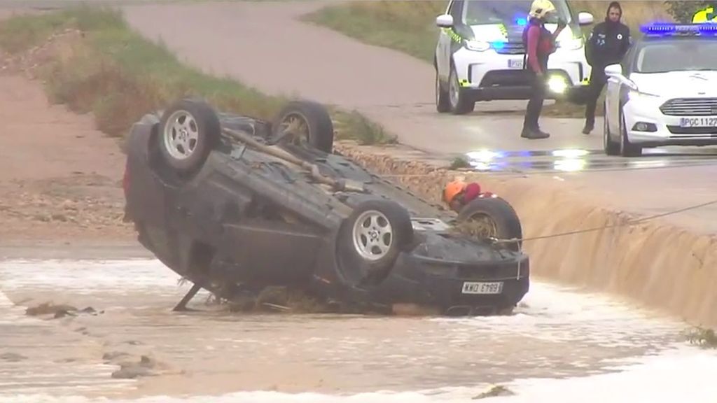 La imagen del coche donde ha muerto un matrimonio en Albacete