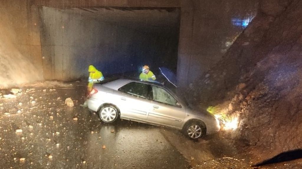 Trabajos de salvamento en las carreteras valencianas