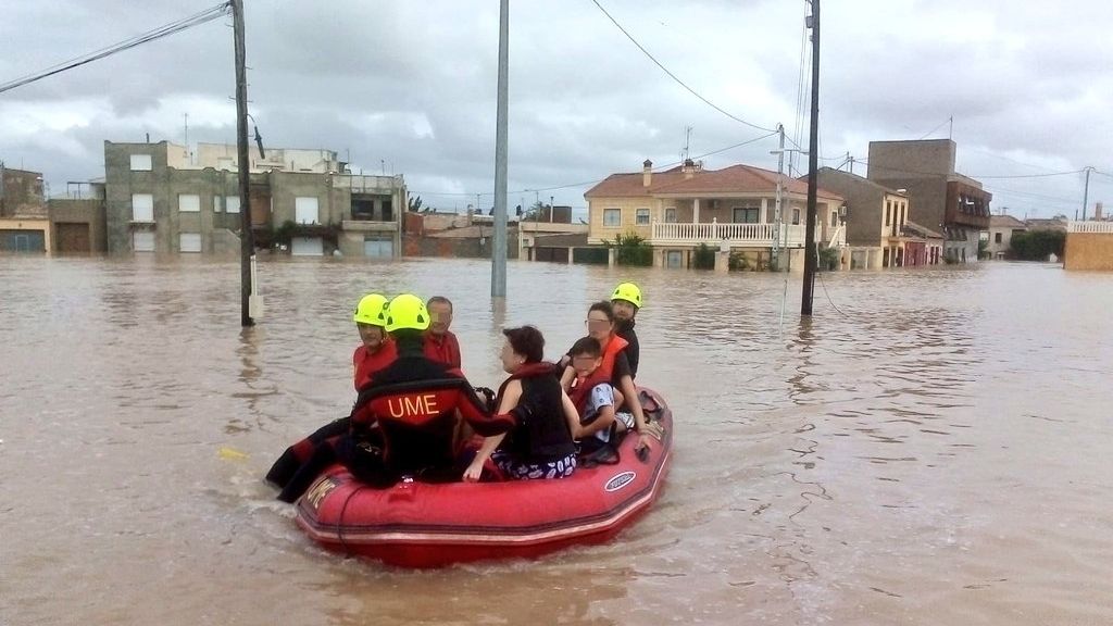 Las espectaculares imágenes de los boinas verdes en acción por la DANA