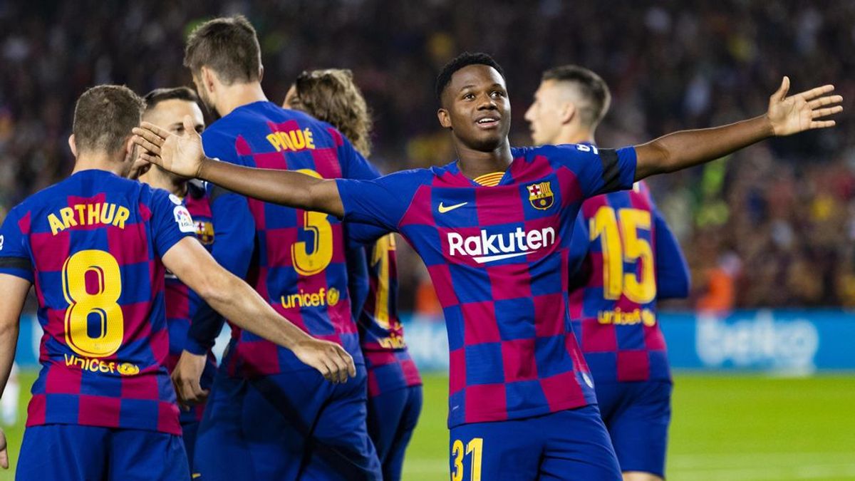 El Barcelona da un golpe sobre la mesa ante el Valencia con un Ansu Fati espectacular (5-1) El Barcelona da un golpe sobre la mesa ante el Valencia con un Ansu Fati espectacular (5-1)