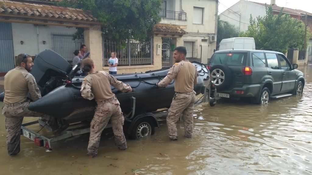 Las espectaculares imágenes de los boinas verdes en acción por la DANA