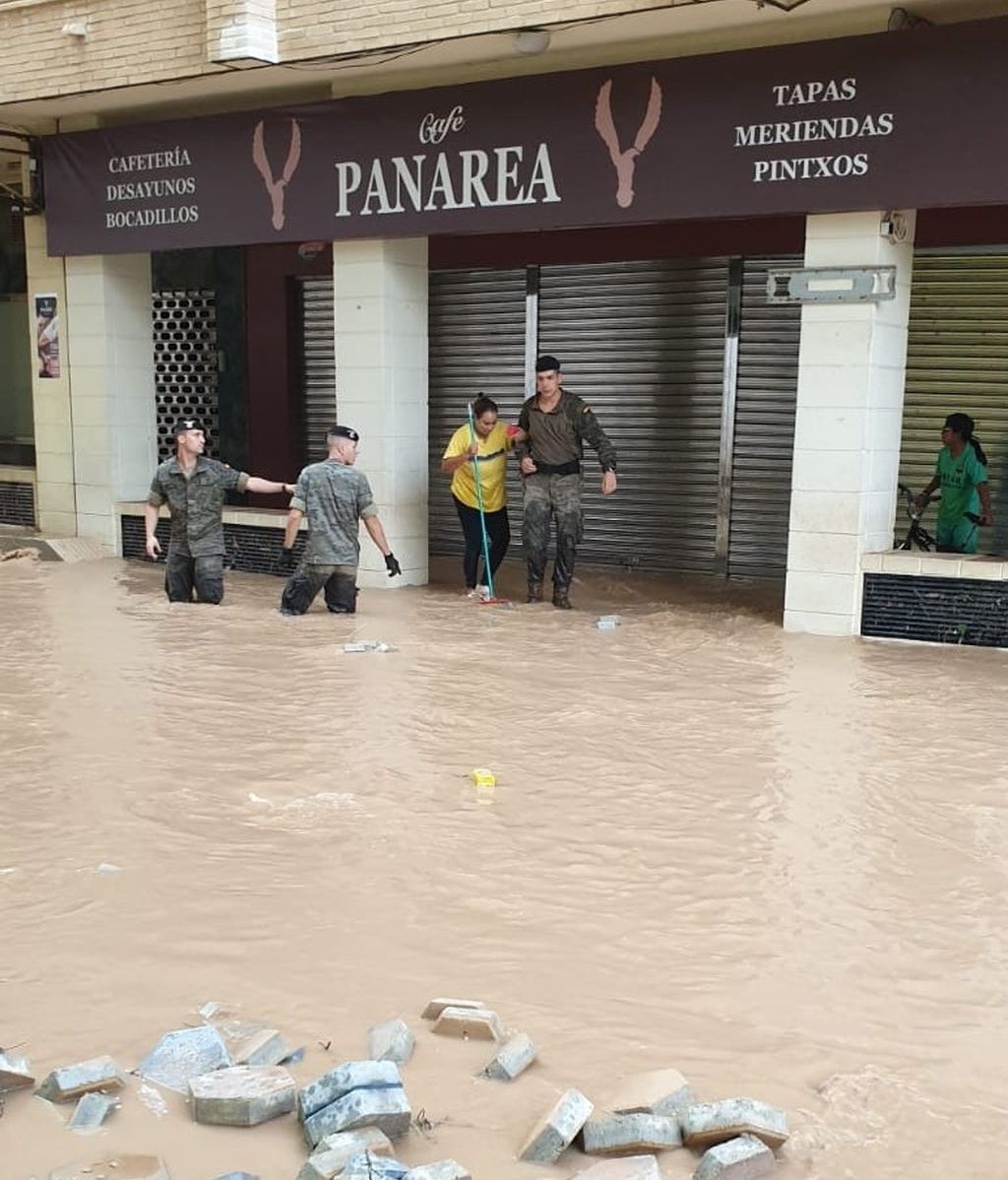 Las espectaculares imágenes de los boinas verdes en acción por la DANA