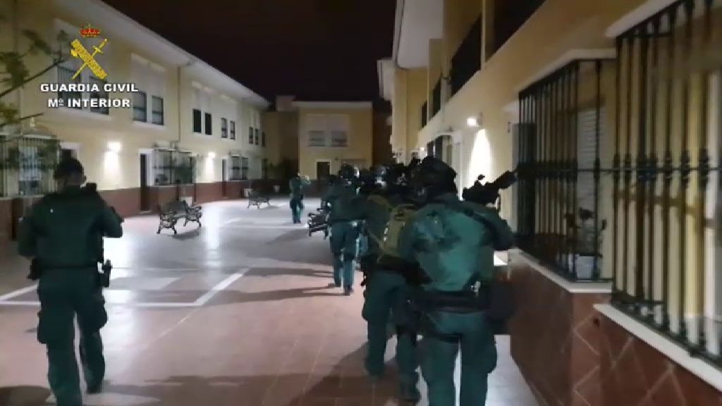 Golpe de la Guardia Civil al narcotráfico en Sevilla y Cadiz