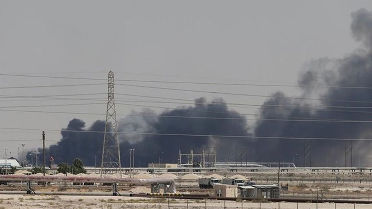 Continúa el conflicto en Yemen: cruce de acusaciones por el ataque con drones a instalaciones petroleras saudíes