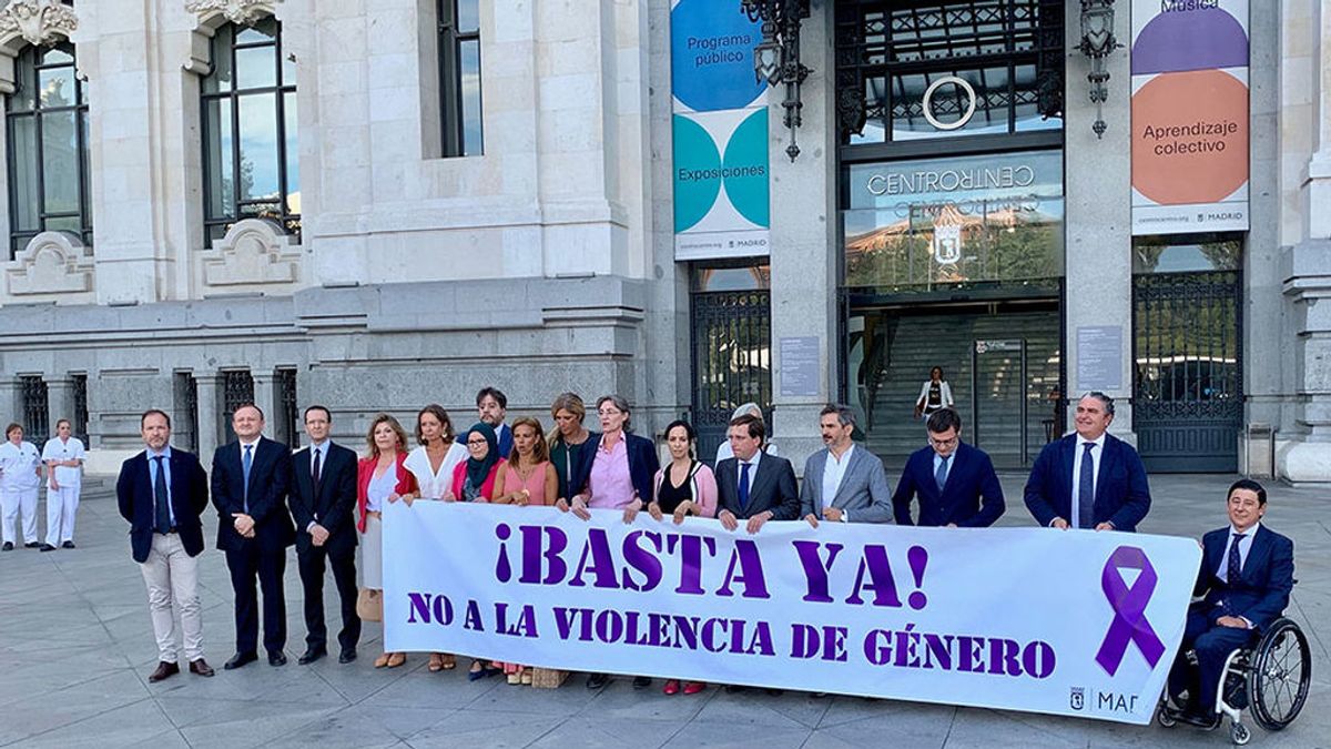 Vox no irá al minuto de silencio por la última víctima de violencia machista porque es una 'campaña publicitaria de la izquierda' Vox no irá al minuto de silencio por la última víctima de violencia machista porque es una 'campaña publicitaria de la izquierda'