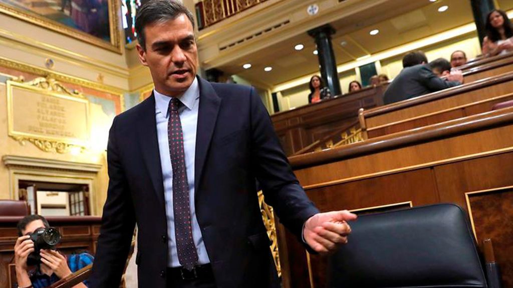 Sesión de control al Gobierno en el Congreso. Los políticos se ven las caras tras el fracaso de las negociaciones y tener que repetir elecciones el 10N Sesión de control al Gobierno en el Congreso. Los políticos se ven las caras tras el fracaso de las negociaciones y tener que repetir elecciones el 10N