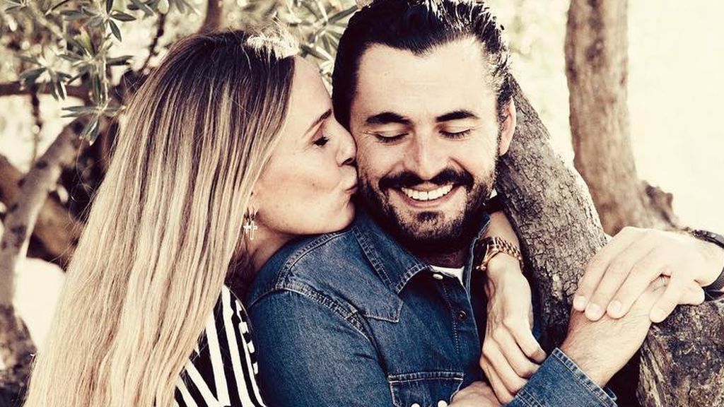 Carola Baleztena dedica unas palabras a Emiliano Suárez tras perder el bebé: "Sin ti habría sido una pesadilla"