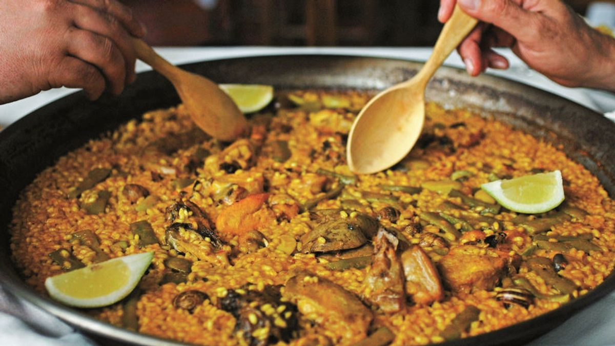 Crímenes habituales con la paella y la receta salvadora del chef Quique Dacosta Crímenes habituales con la paella y la receta salvadora del chef Quique Dacosta
