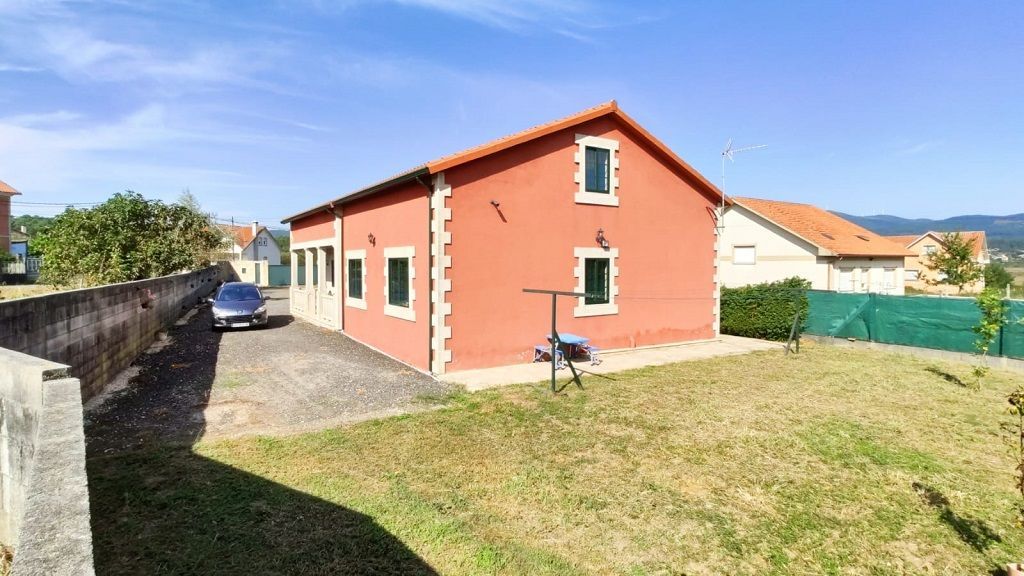 El matrimonio había construido la casa de Valga hace más de 10 años