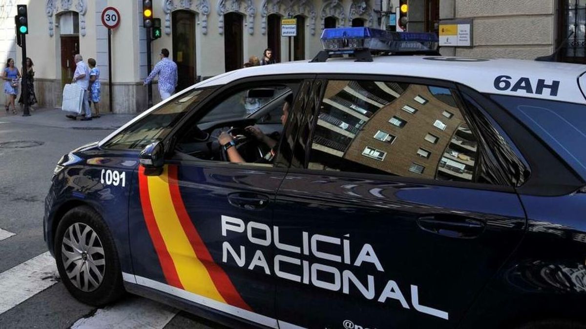 Herida de gravedad una persona que circulaba en su coche por Badajoz cuando recibió un disparo de bala