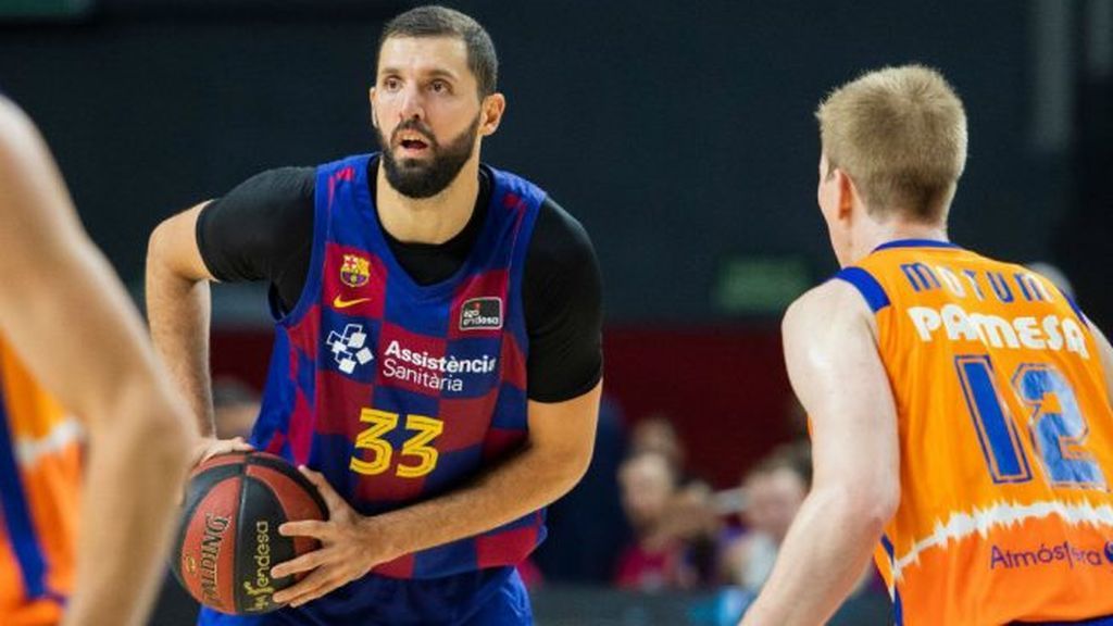 Nikola Mirotic, abucheado en su vuelta a Madrid con la camiseta del Barcelona de Baloncesto