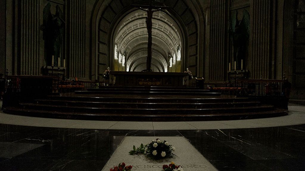 El Supremo decidirá el martes el destino de los restos de Franco El Supremo decidirá el martes el destino de los restos de Franco