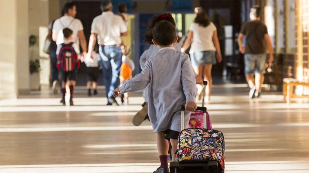 Arrestan a una niña de 6 años por un rabieta en su colegio de Orlando Arrestan a una niña de 6 años por un rabieta en su colegio de Orlando