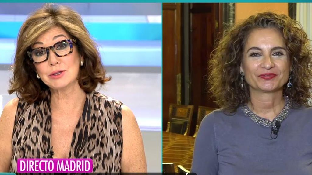 La Ministra de Hacienda da la bienvenida al partido de Errejón