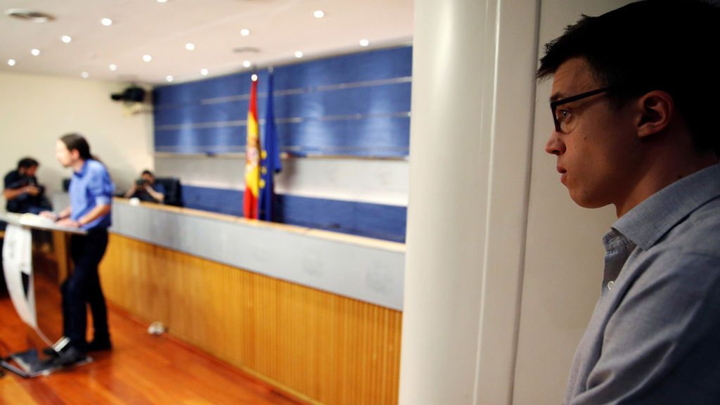 Pablo Iglesias: "Es legítimo y previsible que Íñigo Errejón se presente a las elecciones" Pablo Iglesias: "Es legítimo y previsible que Íñigo Errejón se presente a las elecciones"