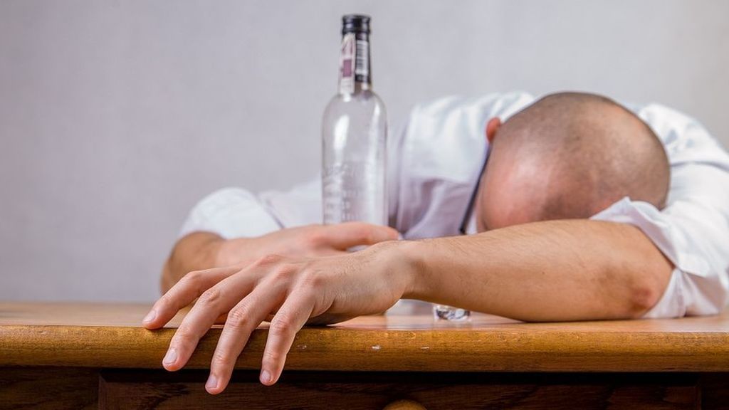 Un tribunal alemán dictamina que la resaca y sus síntomas son una enfermedad Un tribunal alemán dictamina que la resaca y sus síntomas son una enfermedad