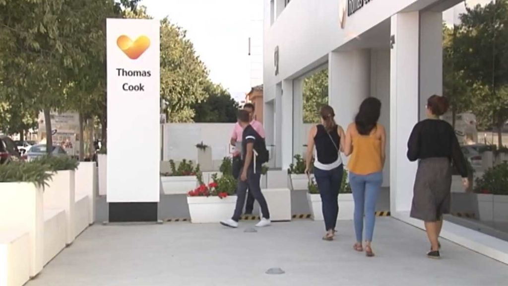 700 empleados de Thomas Cook en Palma de Mallorca no sabe que será de ellos