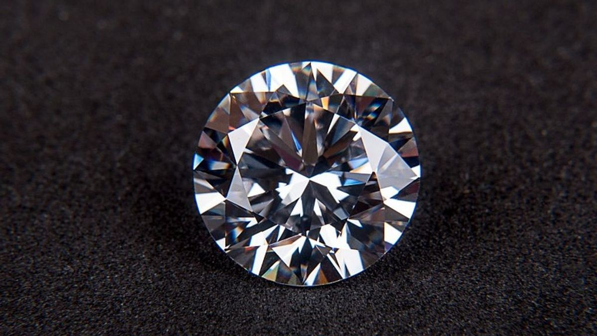 Investigadores descubren un nuevo mineral nunca antes visto en el interior de un diamante