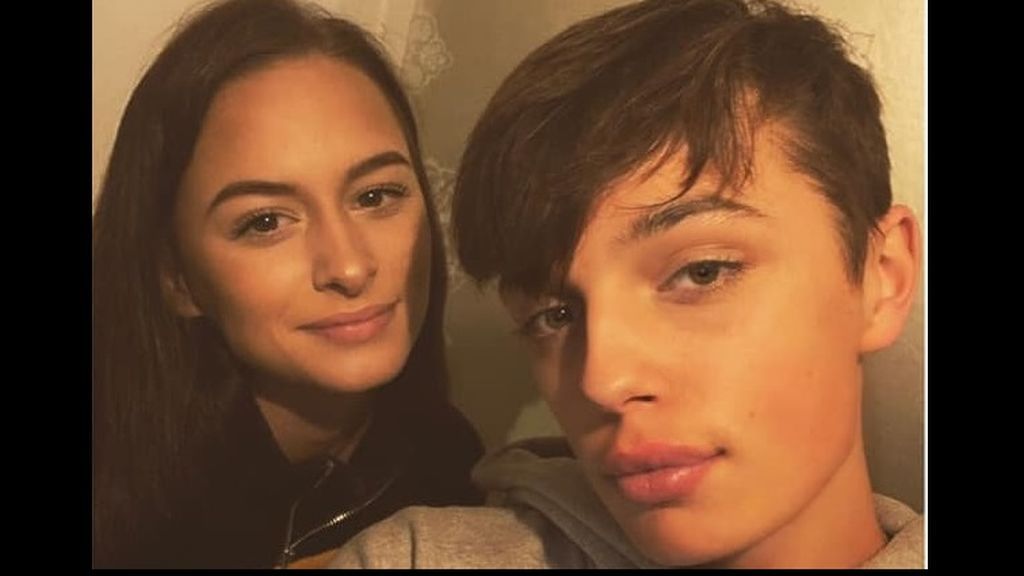 "Lamento mucho no haber podido protegerte", el conmovedor mensaje del amigo de la joven asesinada en Inglaterra "Lamento mucho no haber podido protegerte", el conmovedor mensaje del amigo de la joven asesinada en Inglaterra