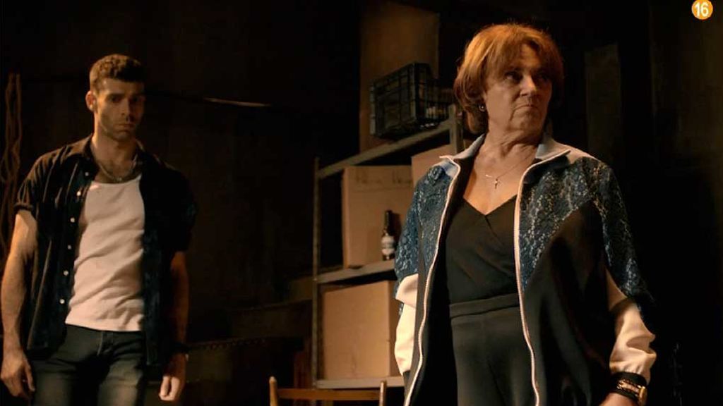 Carmona no puede más con las señoras