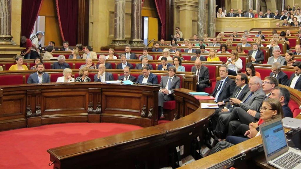 El Supremo catalán juzgará a la anterior Mesa del Parlament por el 1-O del 19 al 22 de noviembre