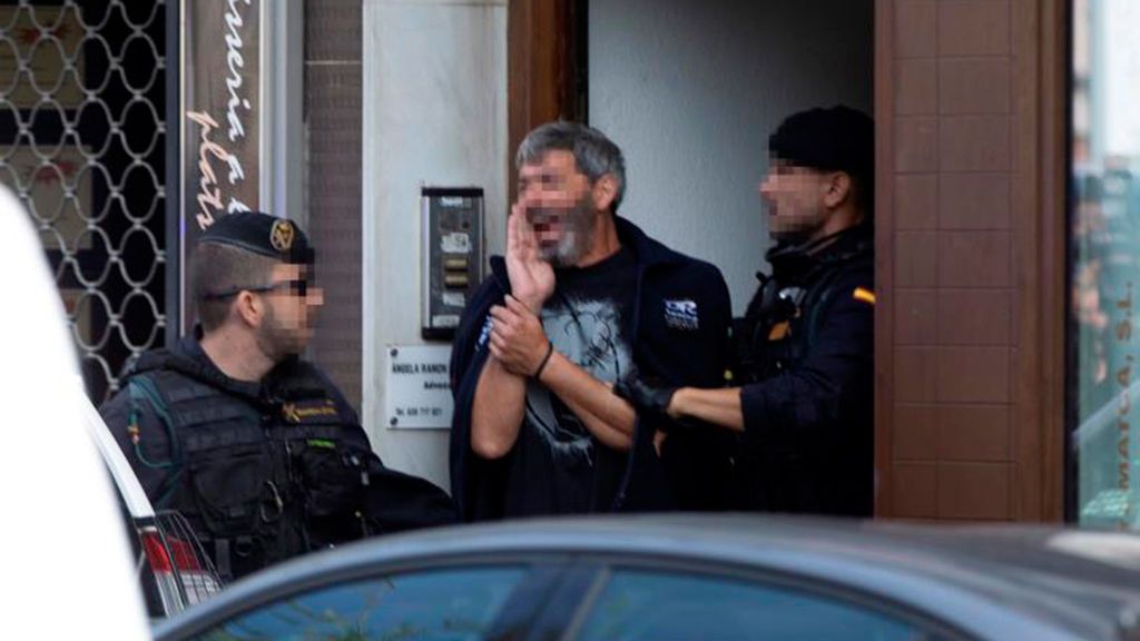 La Guardia Civil detiene a miembros de los CDR La Guardia Civil detiene a miembros de los CDR