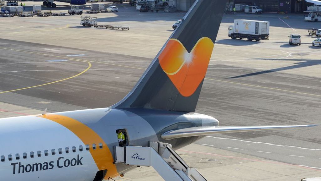 Cancelados 28 vuelos en los aeropuertos de Baleares por la quiebra de Thomas Cook Cancelados 28 vuelos en los aeropuertos de Baleares por la quiebra de Thomas Cook