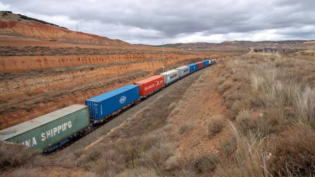 Interrumpido el tráfico ferroviario entre Jaca y Canfranc, Huesca, por el descarrilamiento de un tren de mercancías Interrumpido el tráfico ferroviario entre Jaca y Canfranc, Huesca, por el descarrilamiento de un tren de mercancías