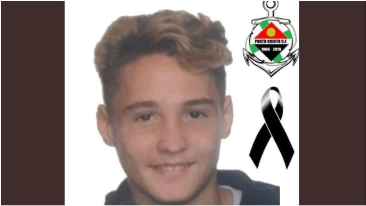 El mundo del fútbol, de luto por el fallecimiento de Isaac Marta, jugador de 17 años del Portocristo Balear El mundo del fútbol, de luto por el fallecimiento de Isaac Marta, jugador de 17 años del Portocristo Balear