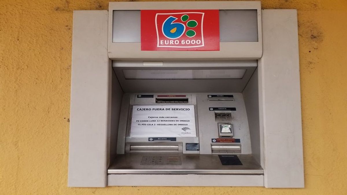 Competencia investiga a entidades financiaras por un posible cártel en los cajeros automáticos Competencia investiga a entidades financiaras por un posible cártel en los cajeros automáticos