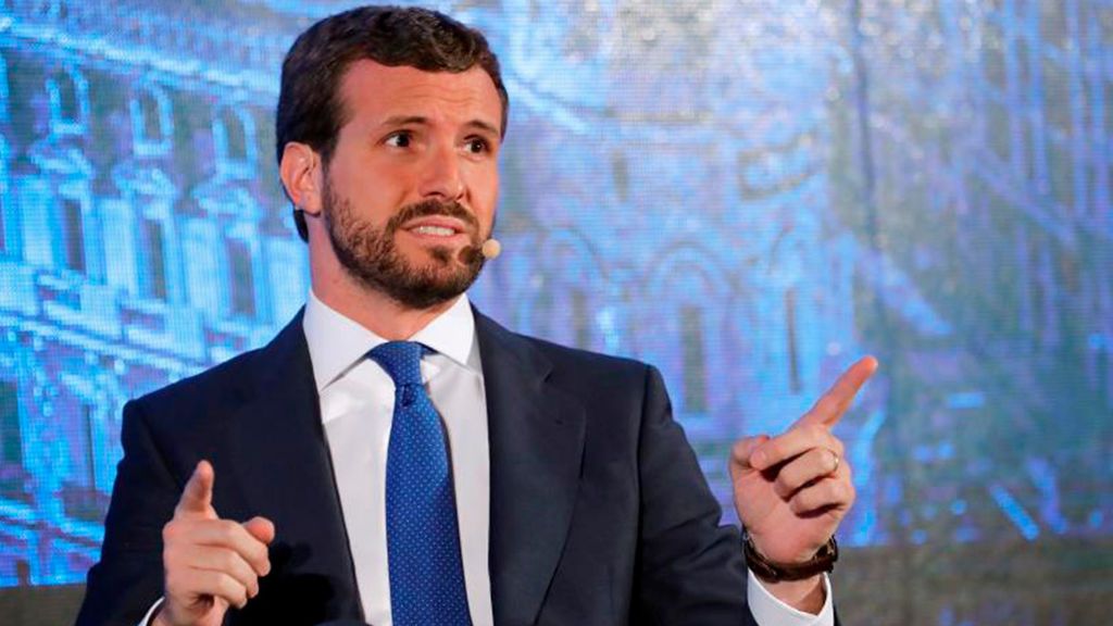 Casado dice que no es creíble que Sánchez "se envuelva ahora en la bandera" Casado dice que no es creíble que Sánchez "se envuelva ahora en la bandera"