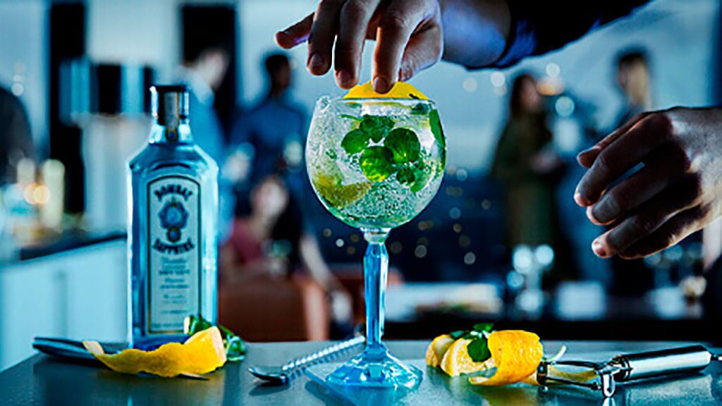 Bombay Shappire acusada de contener un ingrediente prohibido desde hace 150 años Bombay Shappire acusada de contener un ingrediente prohibido desde hace 150 años