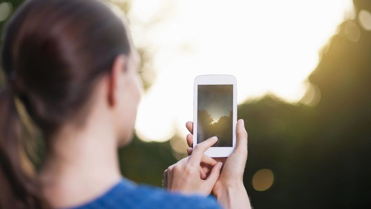 Una chica muere al explotar su móvil: qué debes hacer para que tu smartphone no estalle Una chica muere al explotar su móvil: qué debes hacer para que tu smartphone no estalle