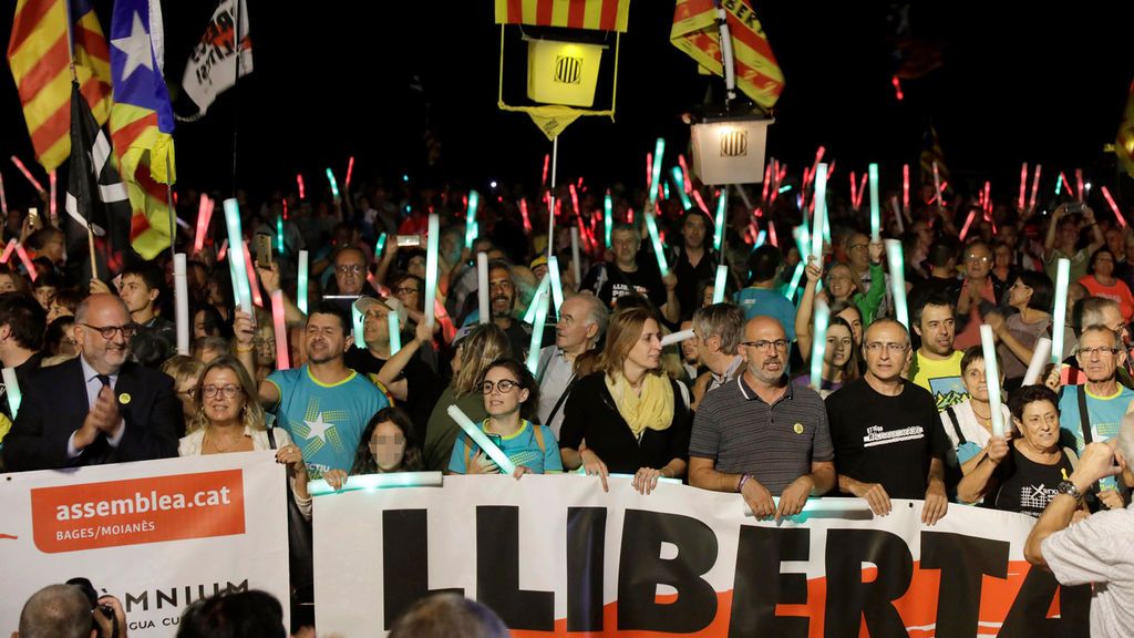 Imágenes de la llamada "Marxa de Torxes de Lledoners "