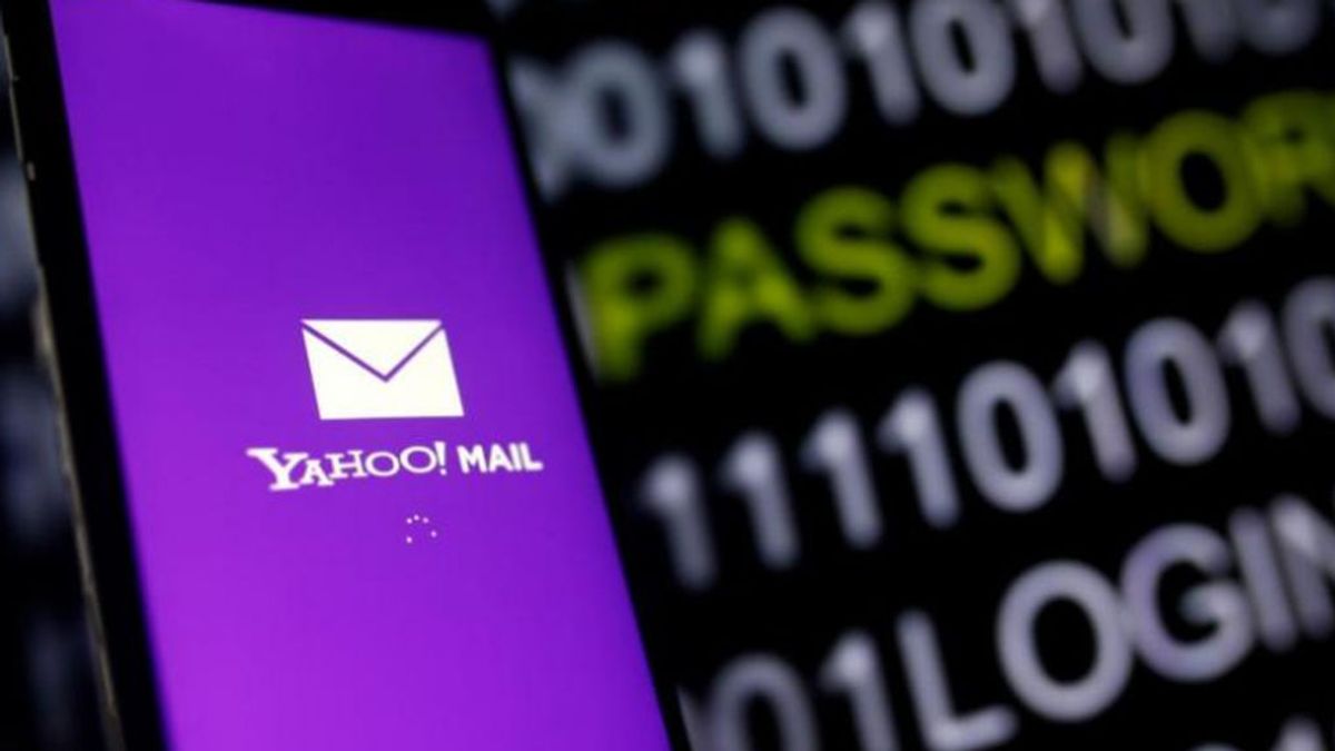 Un exempleado de Yahoo reconoce que  hackeó las cuentas de 6.000 usuarias para ver sus fotos y vídeos sexuales