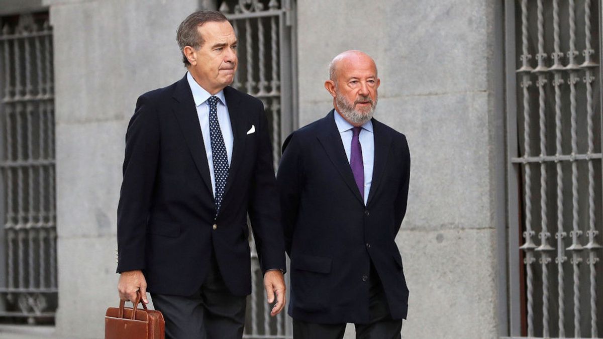 Saracho, el último presidente del Popular señala a su antecesor ante el juez: "Ángel Ron no me informó de cómo estaba el banco" Saracho, el último presidente del Popular señala a su antecesor ante el juez: "Ángel Ron no me informó de cómo estaba el banco"