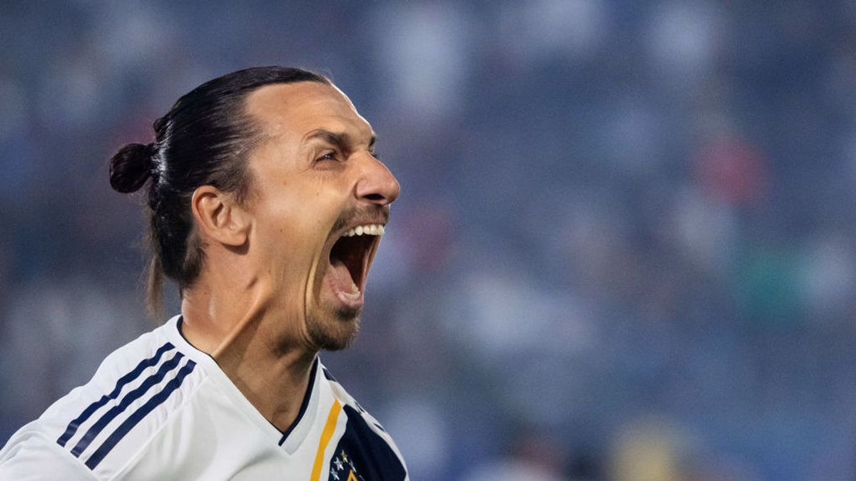 El #matrixchallenge de Ibrahimovic es el reto de fútbol que muy pocos se atreven a emular El #matrixchallenge de Ibrahimovic es el reto de fútbol que muy pocos se atreven a emular