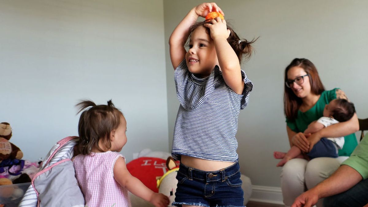 La idea “brillante” de una madre para que sus hijas se queden quitas unas horas La idea “brillante” de una madre para que sus hijas se queden quitas unas horas