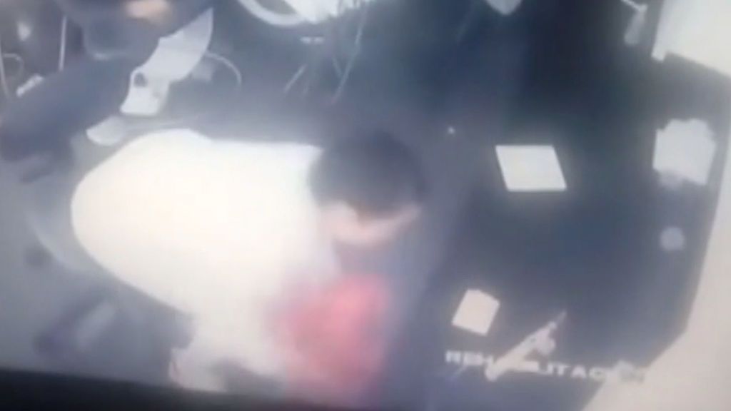 Nuevas imágenes de la espectacular fuga de una exsenadora colombiana durante una cita en el dentista