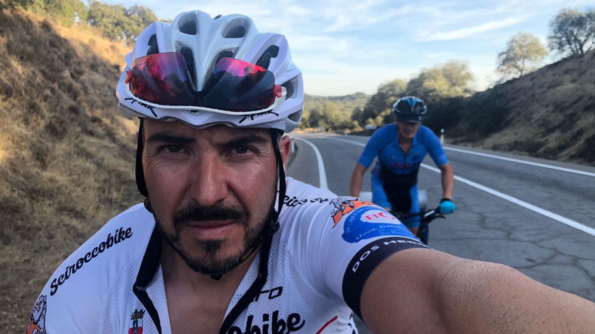 Reto ‘a ciegas’: dos ciclistas hacen el Camino de Santiago sin dinero, sin comida y... sin visión
