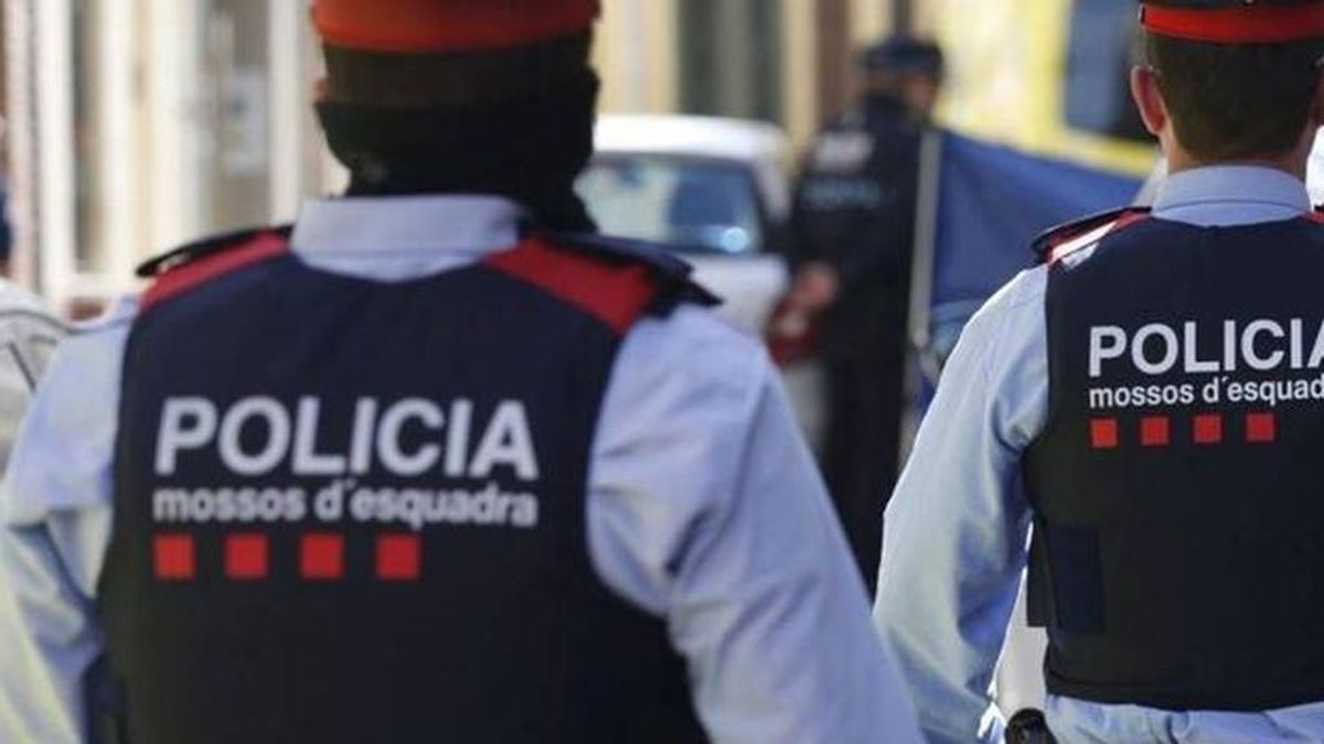 Detenido el cocinero de un restaurante de Barcelona por propiciarle 12 cuchilladas a un cliente